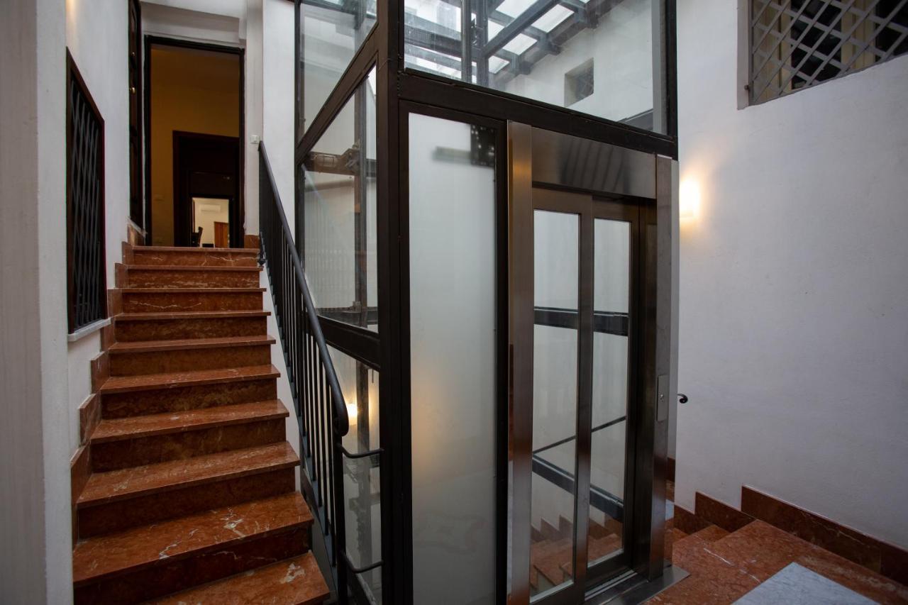 Quattro Canti Charming Flat Palermo Exterior photo